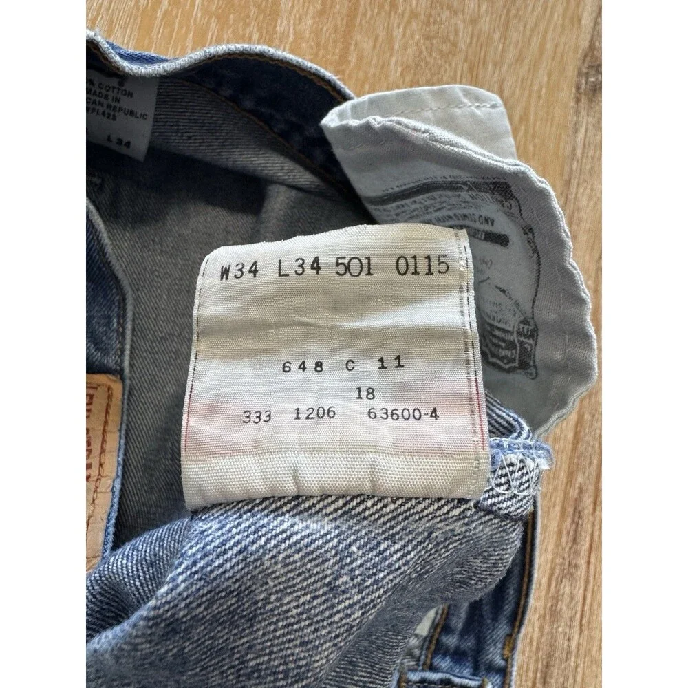 Levis 501 Original Fit Jean Mens 34x34 Thrash Distressed Shred Blue Y2K (32x33)
